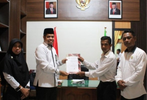 tunjuk-dua-pelaksana-tugas-kepala-kua-kepala-kankemenag-wakatobi-wakatobi-darurat-penghulu